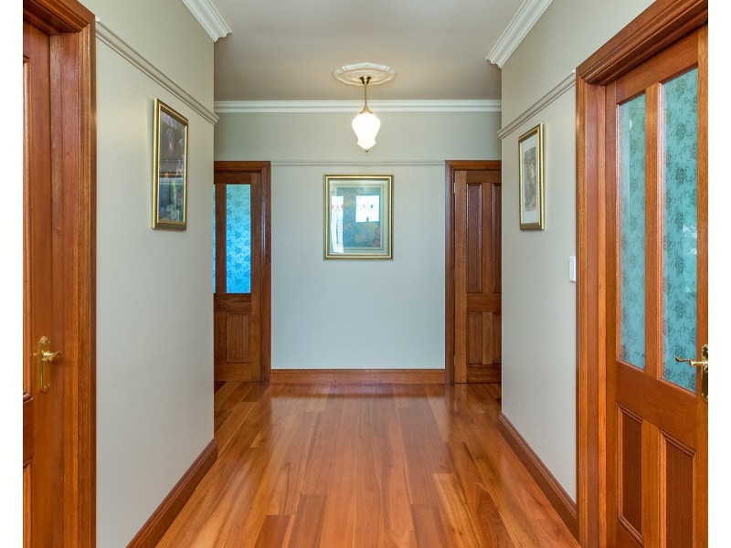 24 Jendarra Court, Murray Bridge SA 5253