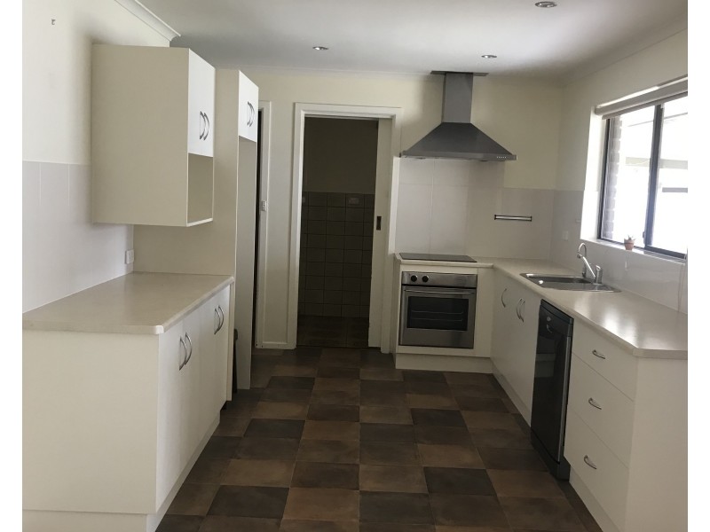 2B Charles Street, Murray Bridge SA 5253