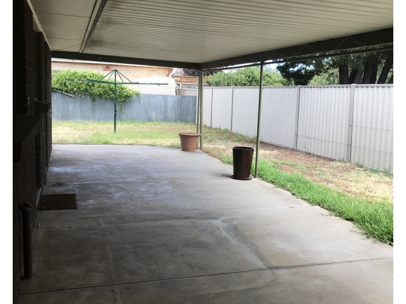 2B Charles Street, Murray Bridge SA 5253