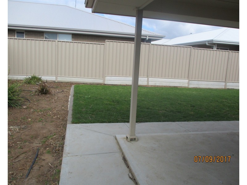 7 Joy Crescent, Murray Bridge SA 5253