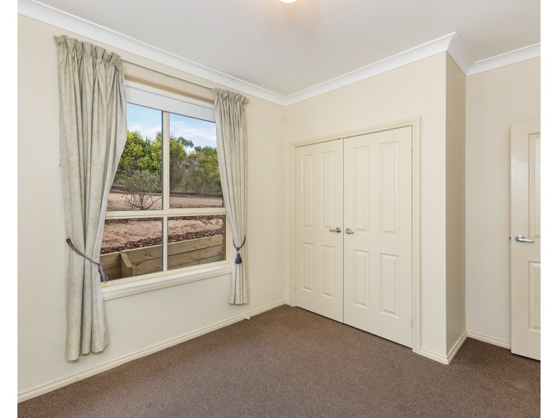 6 John Court, Murray Bridge SA 5253