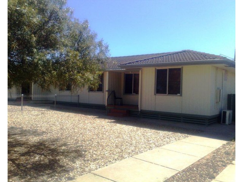 79 Gail Crescent, Murray Bridge SA 5253