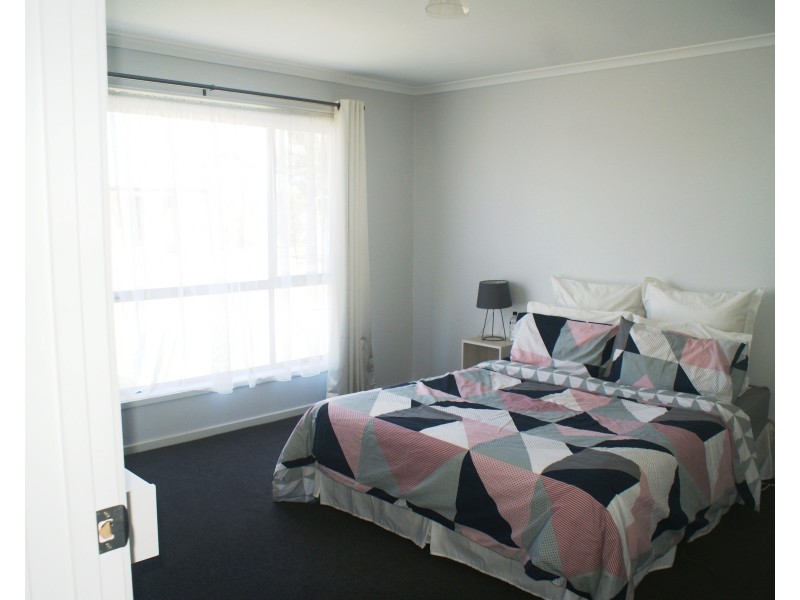 4 Lyric Close, Murray Bridge SA 5253