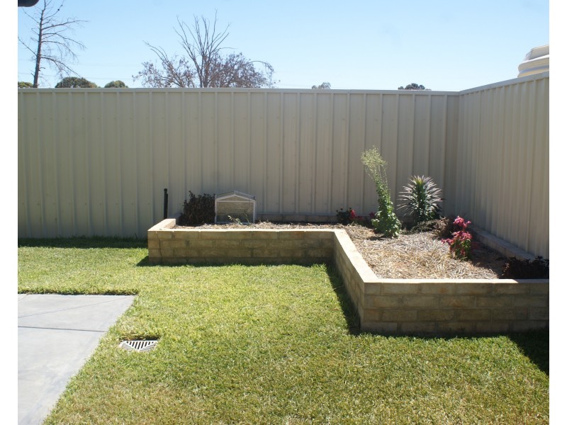 4 Lyric Close, Murray Bridge SA 5253