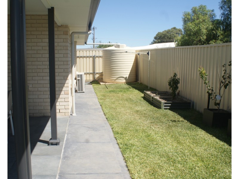 4 Lyric Close, Murray Bridge SA 5253
