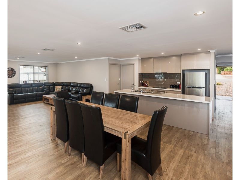 1B Elizabeth Street, Murray Bridge SA 5253
