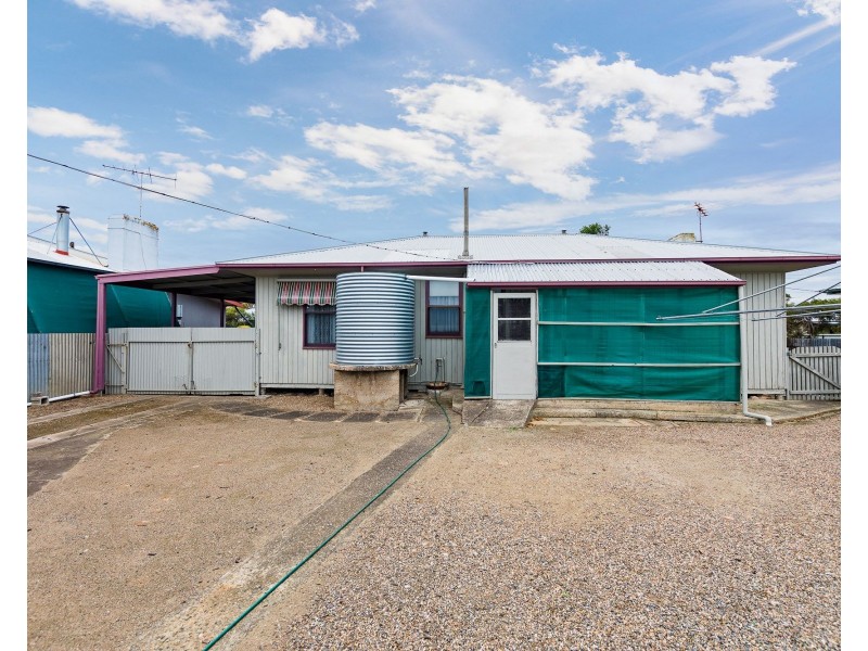 12 Tiller Street, Tailem Bend SA 5260