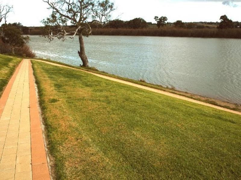 26 Queen Louisa Drive, Murray Bridge SA 5253