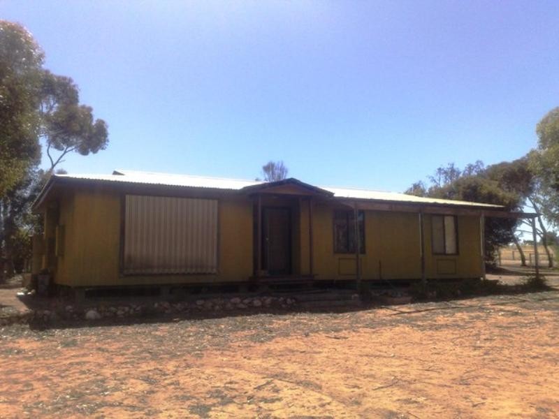 House 1 @ 220 Murray Drive, Murray Bridge SA 5253