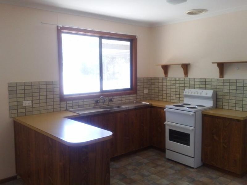 House 1 @ 220 Murray Drive, Murray Bridge SA 5253