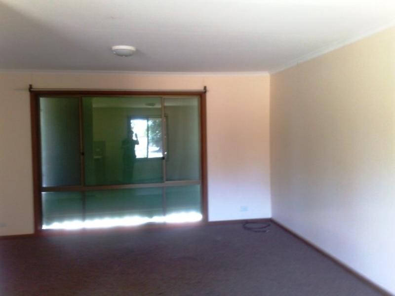 House 1 @ 220 Murray Drive, Murray Bridge SA 5253