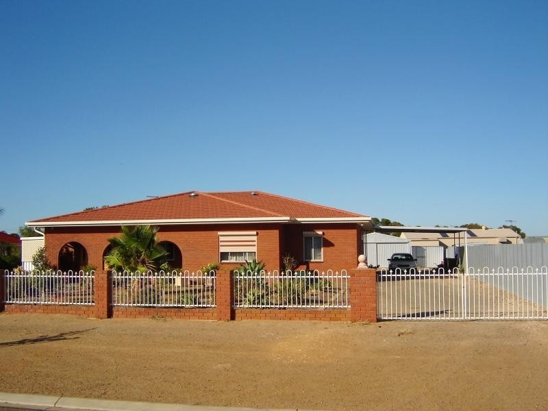 4 Rural Avenue, Murray Bridge SA 5253