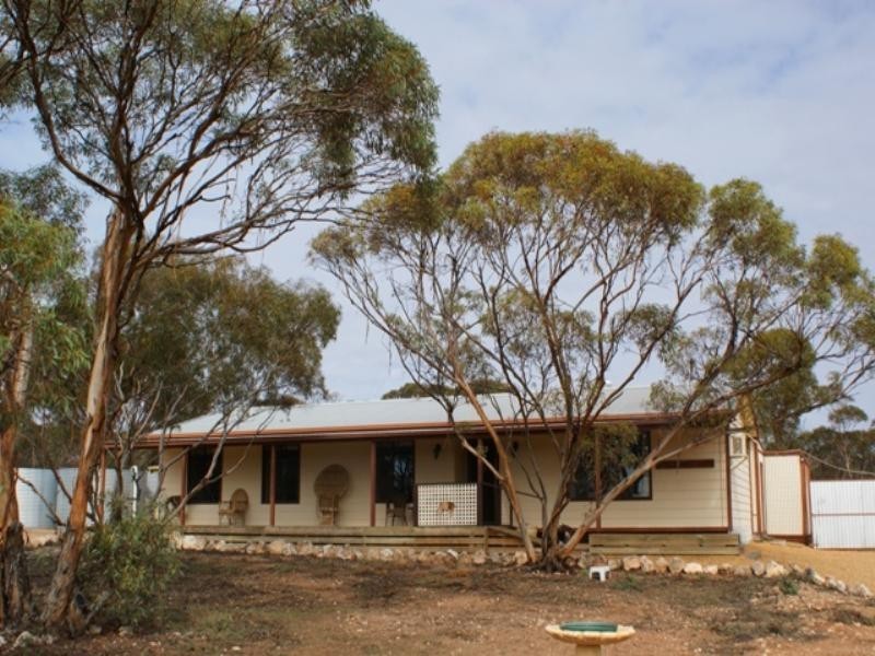 Lot 131 Codrington Road “Kakoonie” via Mannum, Mannum SA 5238