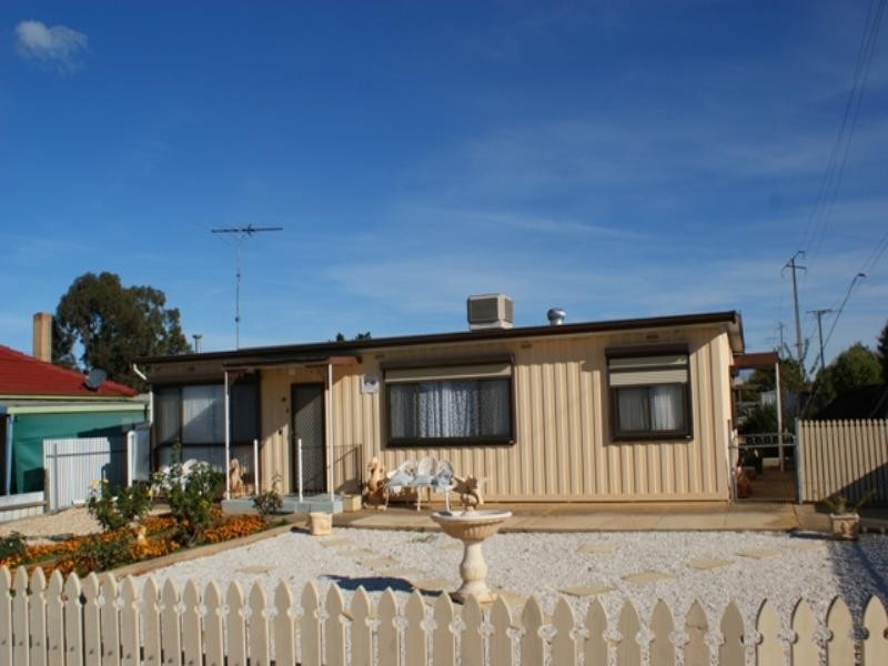 84 Thomas Street, Murray Bridge SA 5253