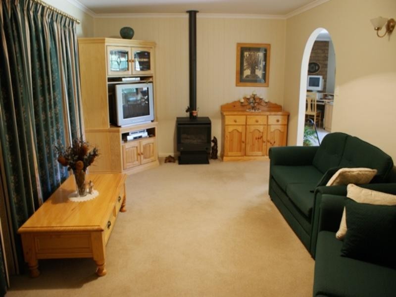 6 Illman Avenue, Murray Bridge SA 5253