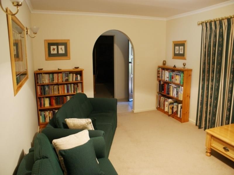 6 Illman Avenue, Murray Bridge SA 5253