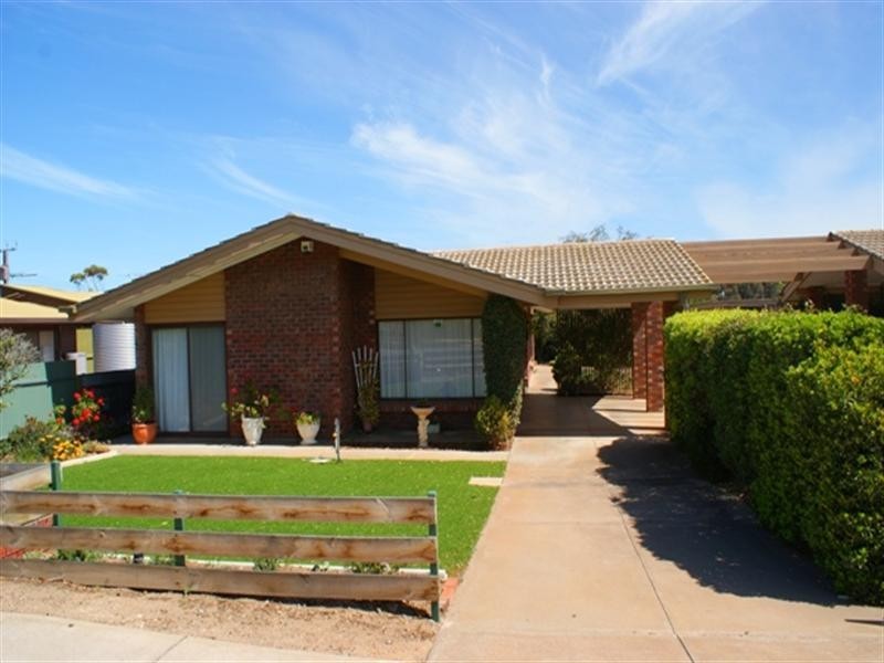 109 Swanport Road, Murray Bridge SA 5253