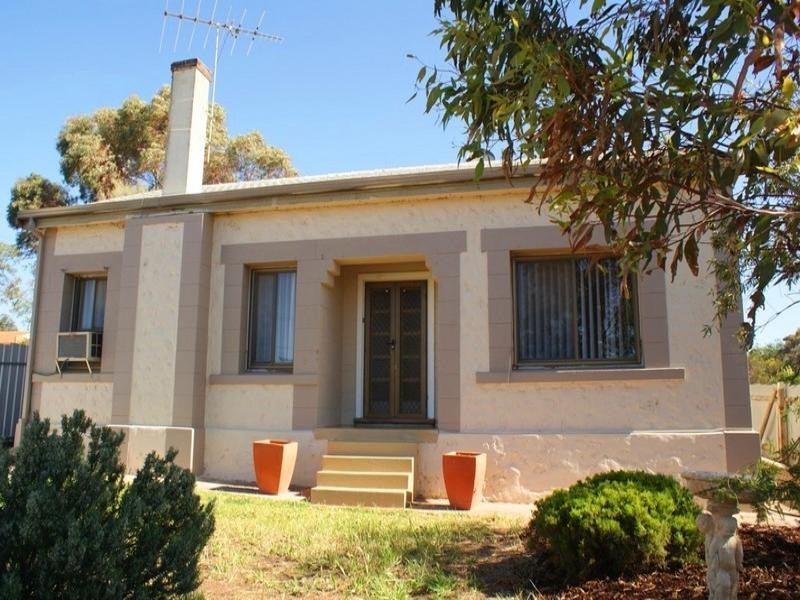 68 McHenry Street, Murray Bridge SA 5253