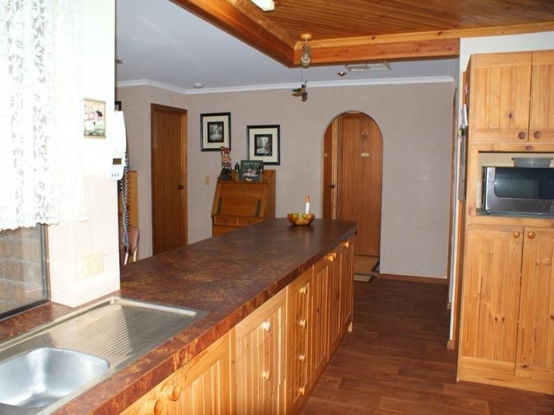 198 Adelaide Road, Murray Bridge SA 5253