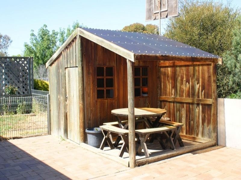 198 Adelaide Road, Murray Bridge SA 5253