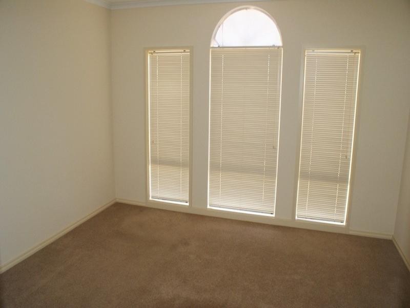 18 The Broadway, Murray Bridge SA 5253