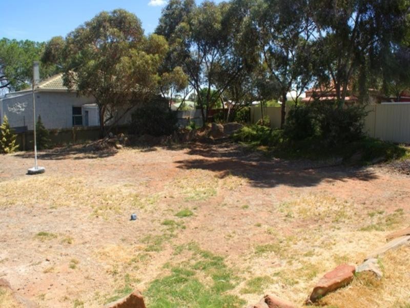 10 Charles Street, Murray Bridge SA 5253