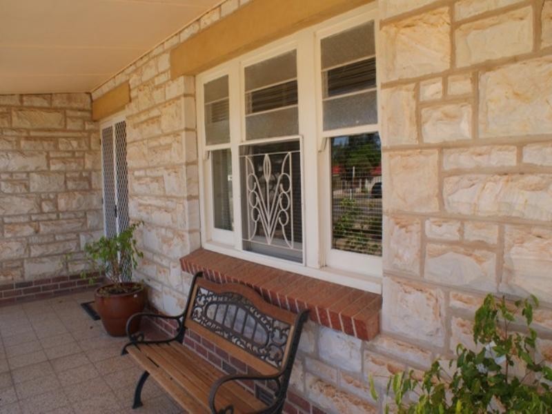 10 Charles Street, Murray Bridge SA 5253