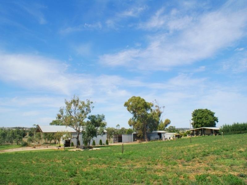 RMB 3150 Jervois Road, Woods Point SA 5253