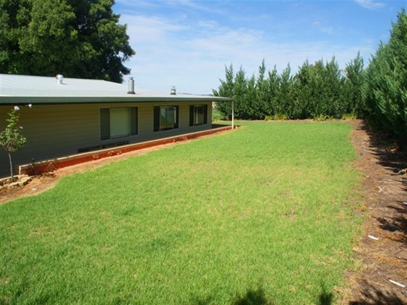 RMB 3150 Jervois Road, Woods Point SA 5253