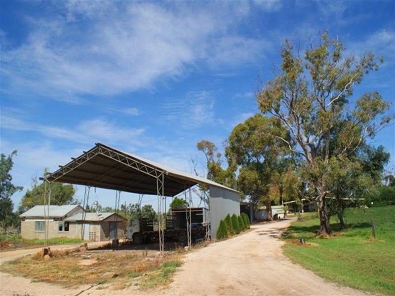 RMB 3150 Jervois Road, Woods Point SA 5253