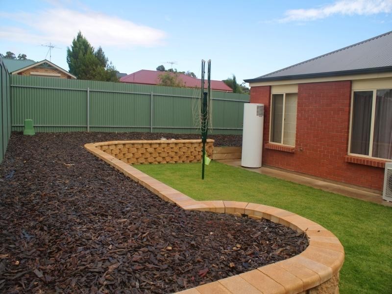 8a Silver Birch Drive, Murray Bridge SA 5253