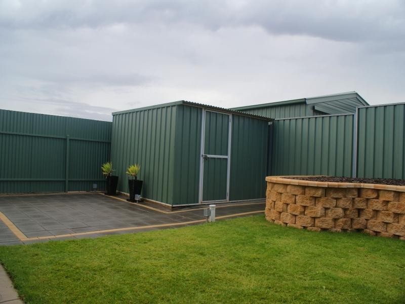 8a Silver Birch Drive, Murray Bridge SA 5253