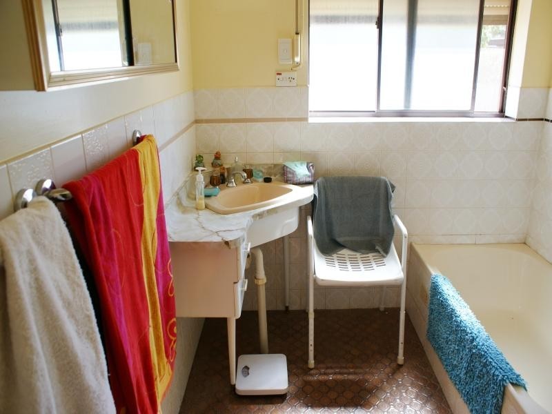 27 Thomas Street, Murray Bridge SA 5253