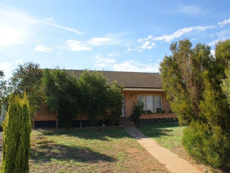 28 Caroline Street, Murray Bridge SA 5253