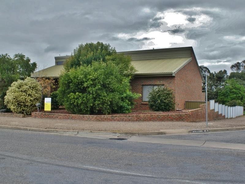 24 Roper Road, Murray Bridge SA 5253