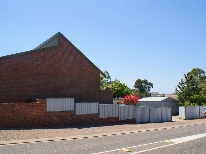 24 Roper Road, Murray Bridge SA 5253