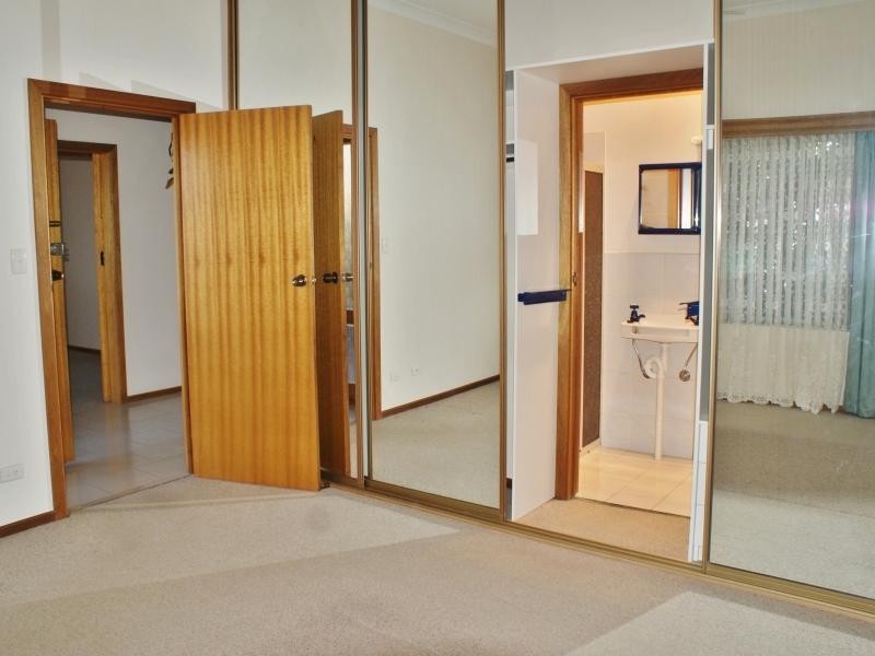 24 Roper Road, Murray Bridge SA 5253