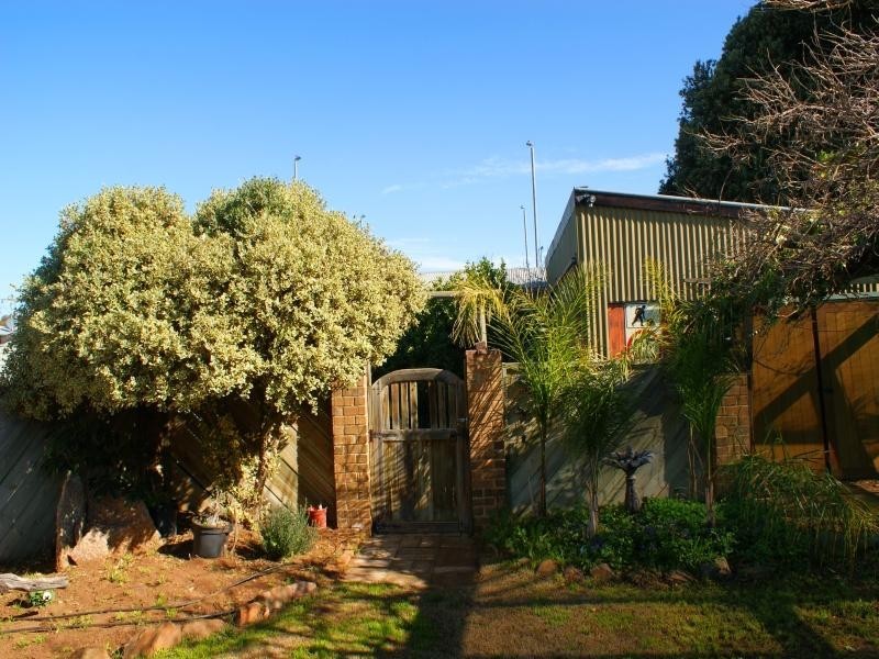 15 Leslie Street, Murray Bridge SA 5253