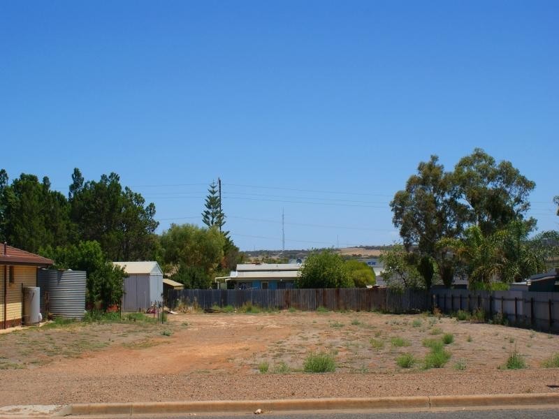 11 Acacia Street, Murray Bridge SA 5253