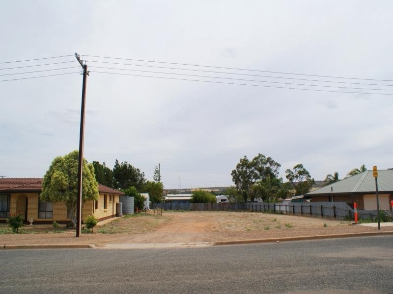 11 Acacia Street, Murray Bridge SA 5253
