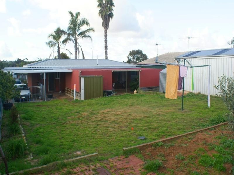5 Wells Way (formally Tumbella Drive), Murray Bridge SA 5253