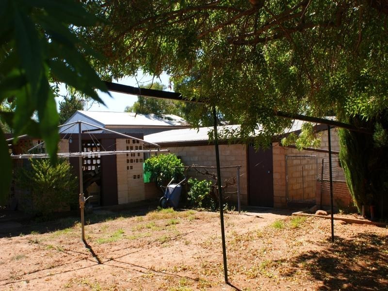 27 Thomas Street, Murray Bridge SA 5253