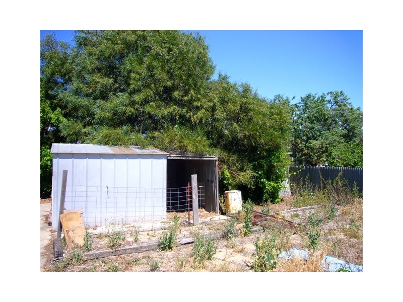 24 Railway Terrace, Coonalpyn SA 5265