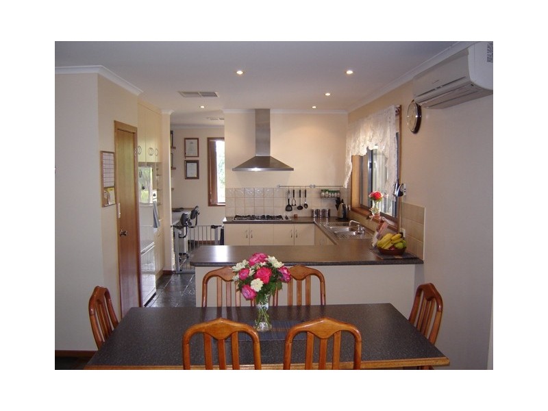 6 Diamantina Court, Murray Bridge SA 5253