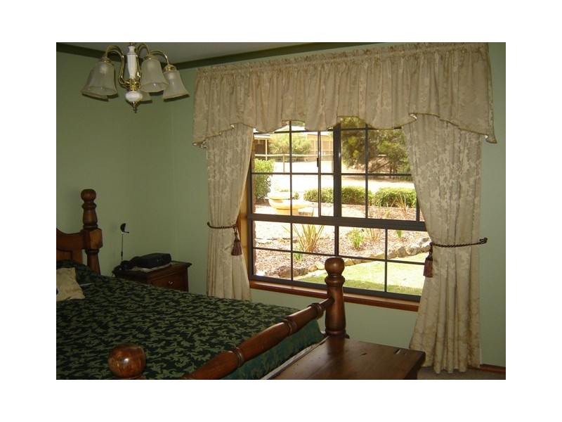 6 Diamantina Court, Murray Bridge SA 5253