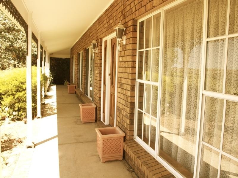 25 The Esplanade, Mannum SA 5238