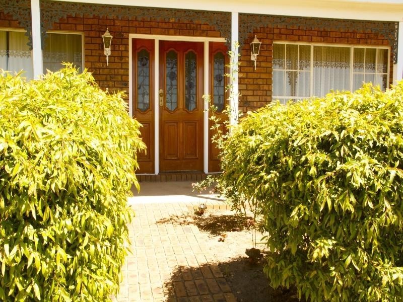 25 The Esplanade, Mannum SA 5238
