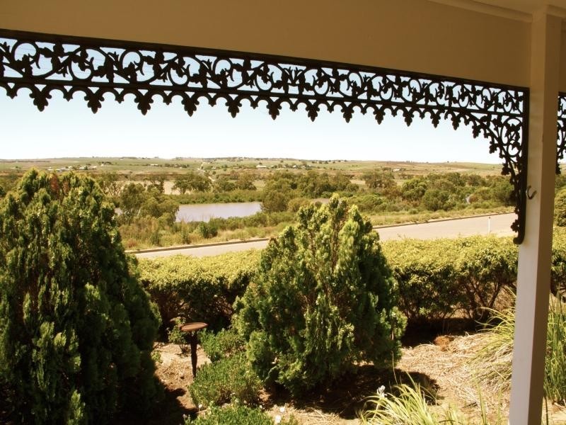 25 The Esplanade, Mannum SA 5238