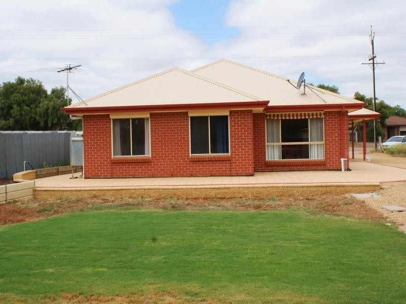 54 Mitchell Avenue, Murray Bridge SA 5253