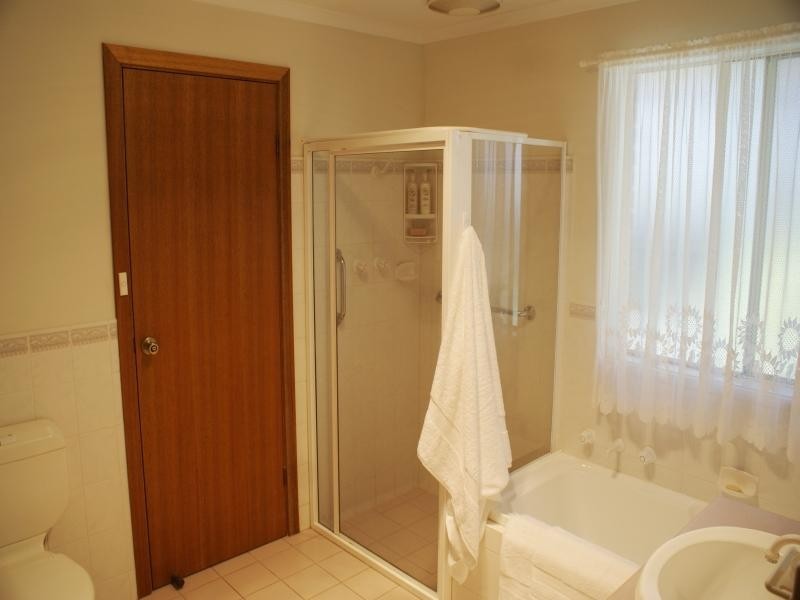 15 Mellor Road, Murray Bridge SA 5253